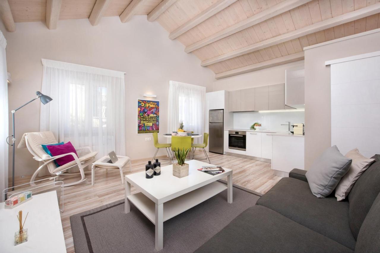 Volto Kokkini Apartment Corfu  ภายนอก รูปภาพ