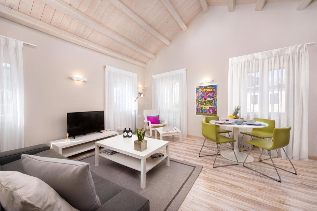 Volto Kokkini Apartment Corfu  ภายนอก รูปภาพ